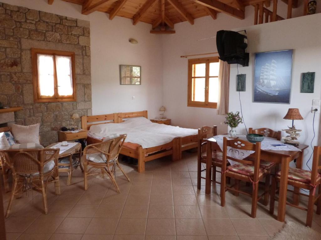 Trisilio Kardamyli Quarto foto