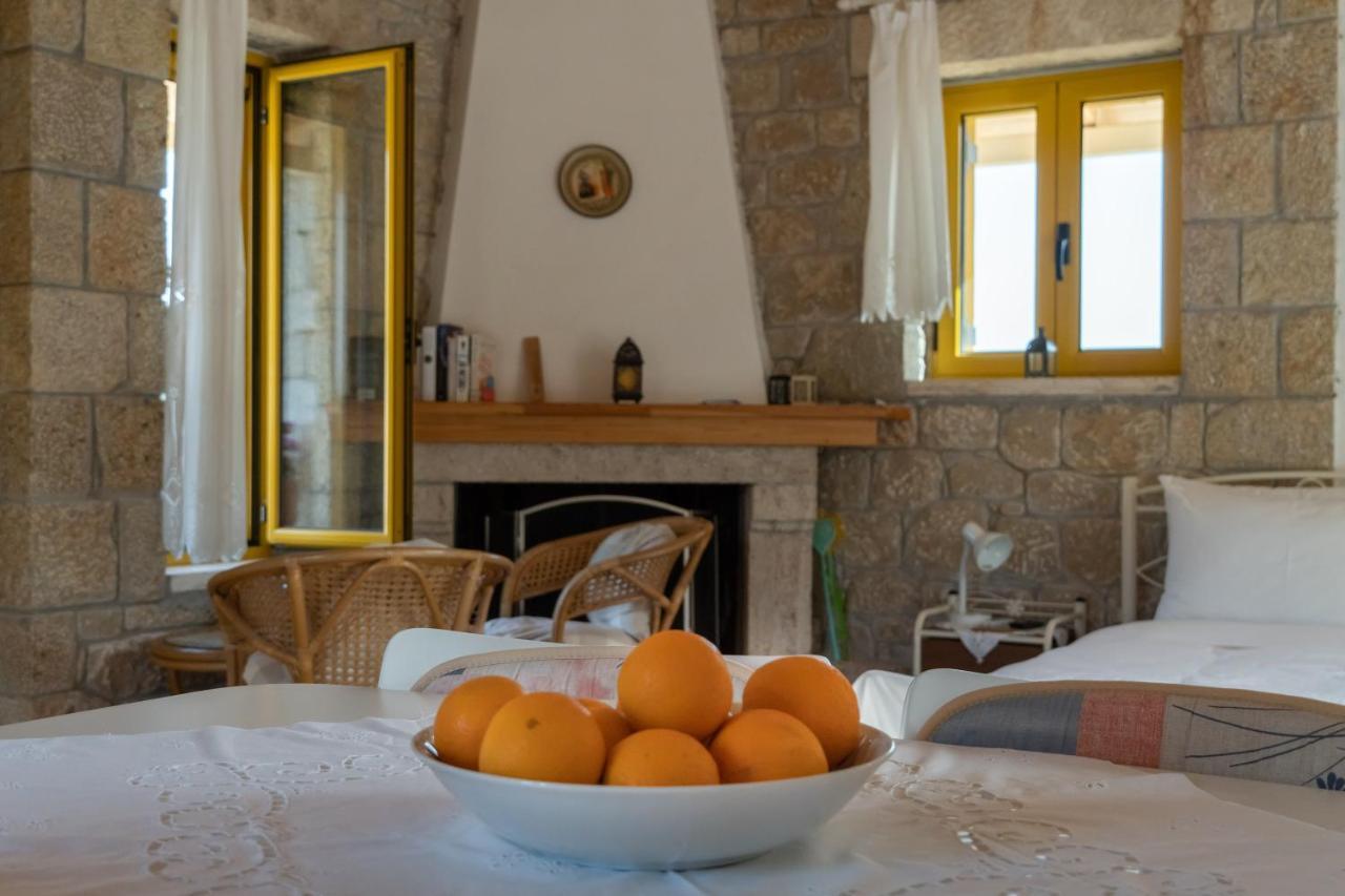 Trisilio Kardamyli Exterior foto